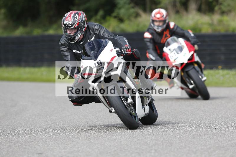 /53 16.09.2025 Track Day Domi Aegerter ADR/Gruppe gruen/49